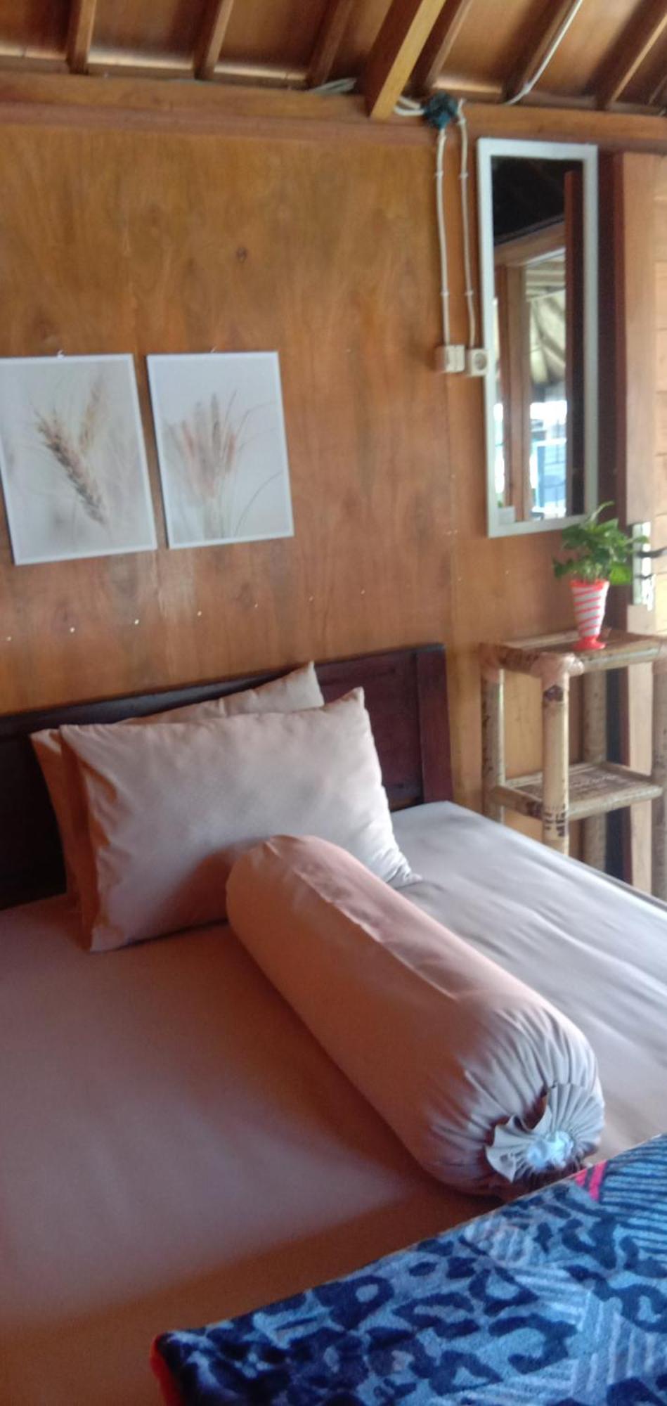 Radiya Guesthouse Sembalunlawang Bilik gambar