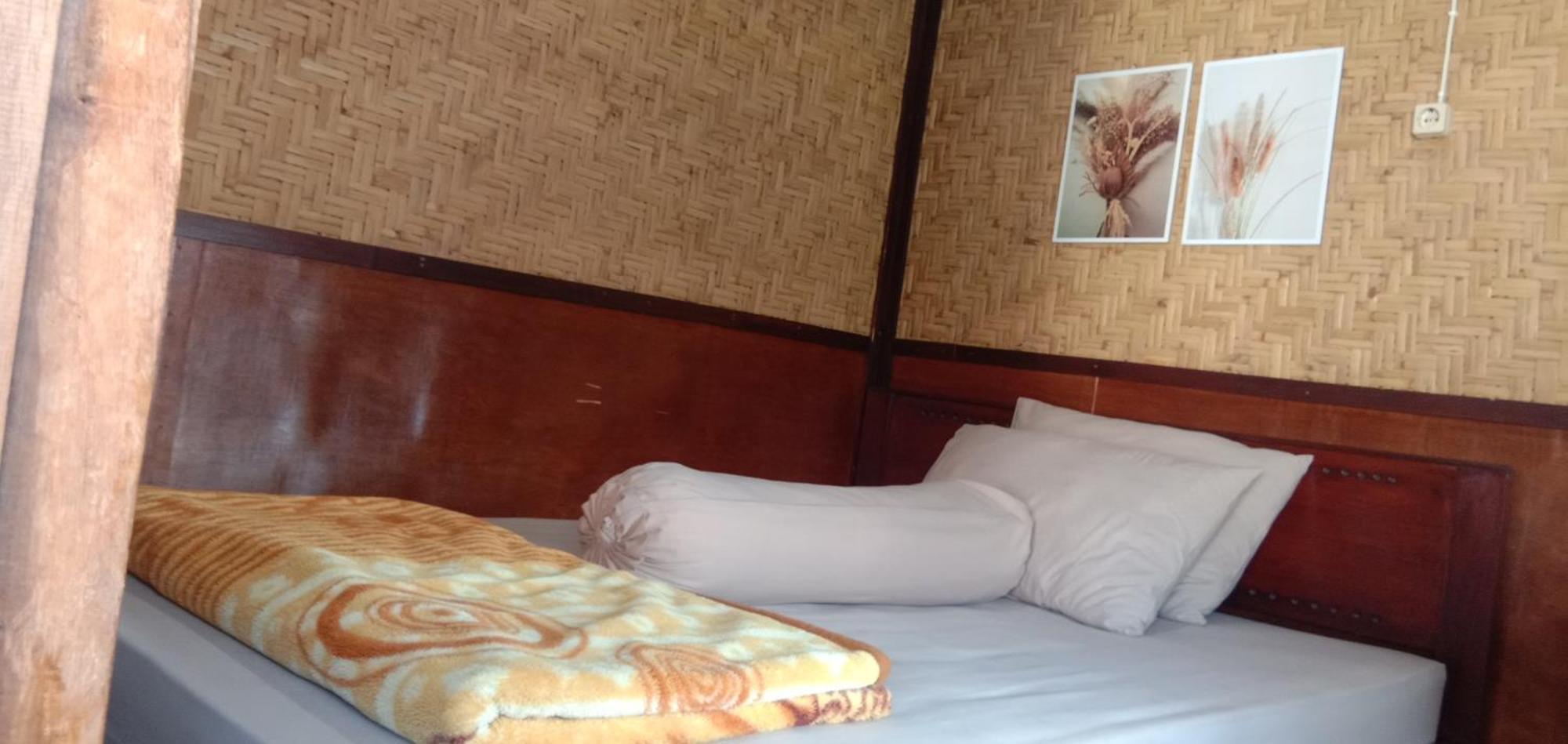 Radiya Guesthouse Sembalunlawang Bilik gambar